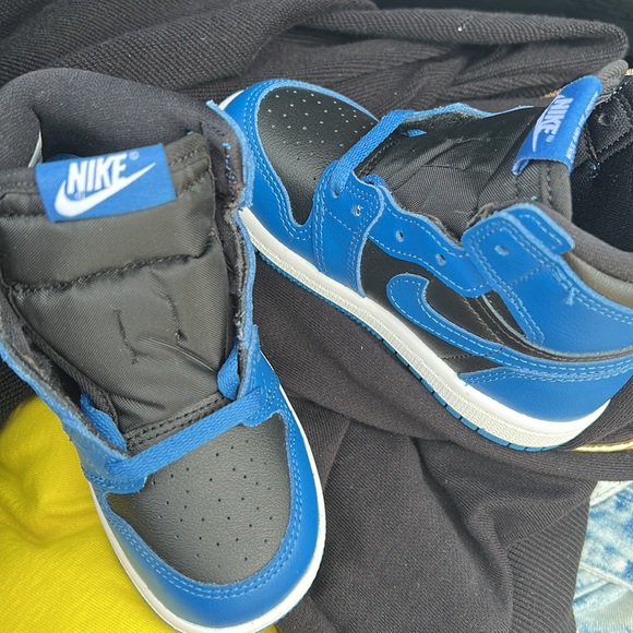 Jordan 1 - Picture 2 of 2